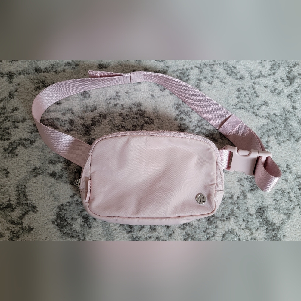 Lululemon Light Pink Belt Bag 1L